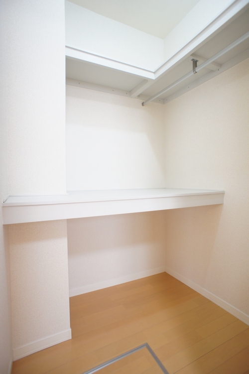 クローバーヒルズ 102号-10