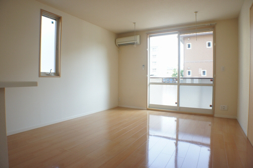 シャーメゾンＳＩＸＯＳ　Ｂ 101号-3