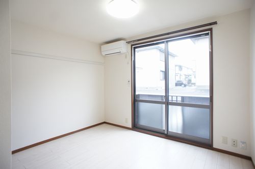 セピアコートＣ 102号-2