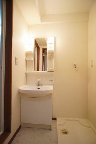 Ｌｏｒｉｎｓｅｒ　Ｄｏｒｆ 301号-7