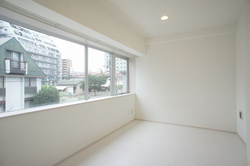Season Tower East 503号-7