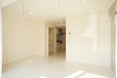 Ｓｅａｓｏｎ　Ｔｏｗｅｒ　Ｅａｓｔ 802号-2