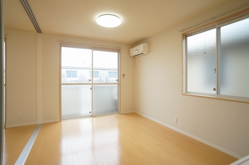 メゾン・ソレイルＡ 202号-3