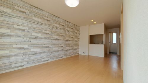 アヴァンセC 102号-2