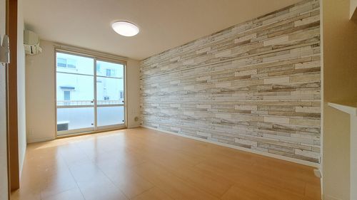 アヴァンセC 102号-3