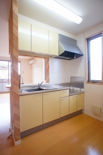 ニコ・アベニュー B 202号-3