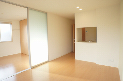 ワイズＢ 205号-2