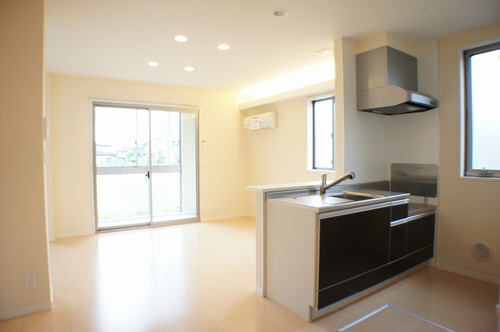 ヴィラ　フェリーチェ　Ⅱ　壱番館 102号-2