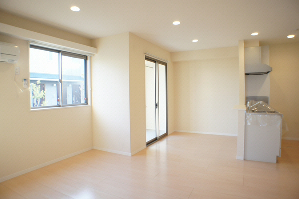 ヴィラ　フェリーチェ　Ⅱ　参番館 101号-2