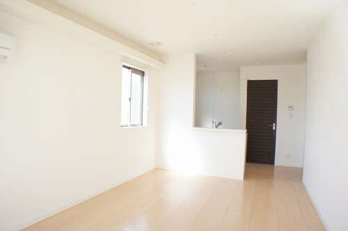 ヴィラ　フェリーチェ　Ⅱ　参番館 203号-3