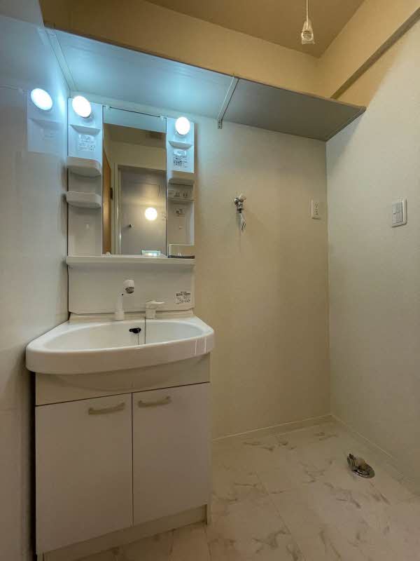 メゾン ミラコスタ C 101号-8