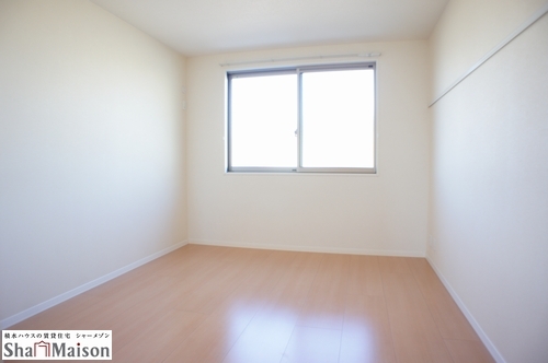 グランド・エミール　Ⅰ 202号-8