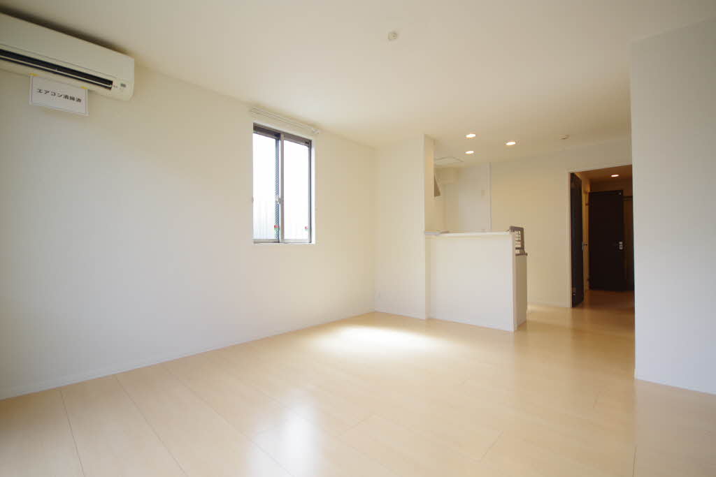 メゾン ド ジャスプ 102号-2