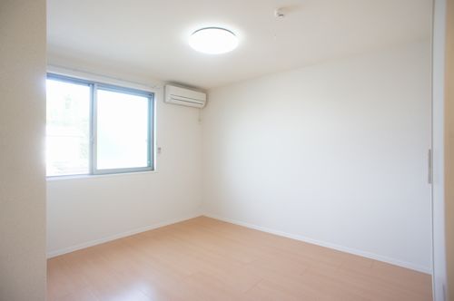 ベイサージュⅤ 202号-9