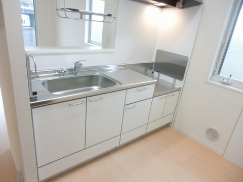 ピアタウンD 203号-2