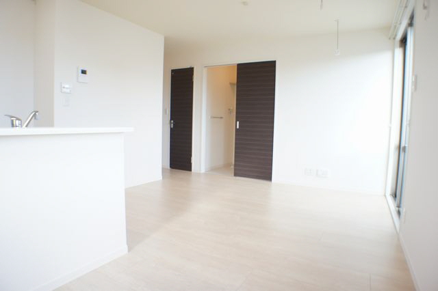 メゾンアトム 201号-3