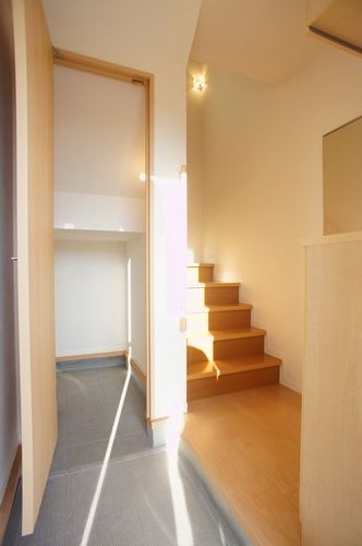 メゾン ド ソルヴィ 弐番館 202号-10