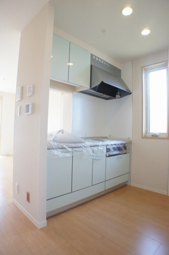 エコ・ソレイユ 102号-4