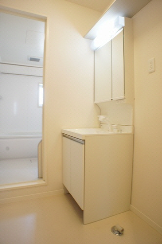 エコ・ソレイユ 102号-8