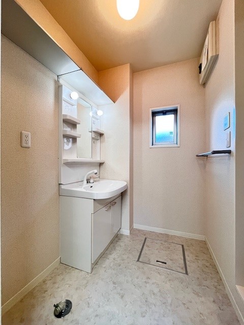 クローバーヒルズⅡ 106号-7