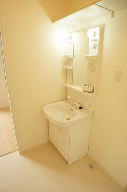 ジュピター陽東　弐番館 103号-9