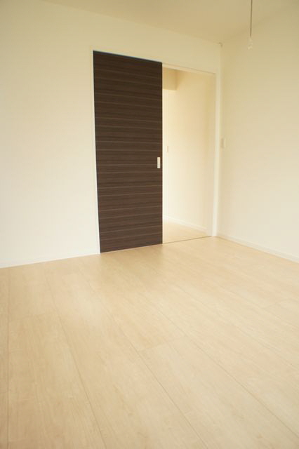 ジュピター陽東　弐番館 103号-10