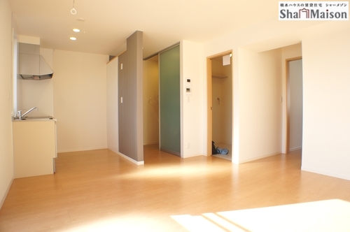 ジュピター陽東　弐番館 201号-2