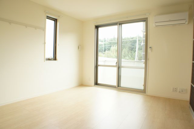 クレシア 203号-3