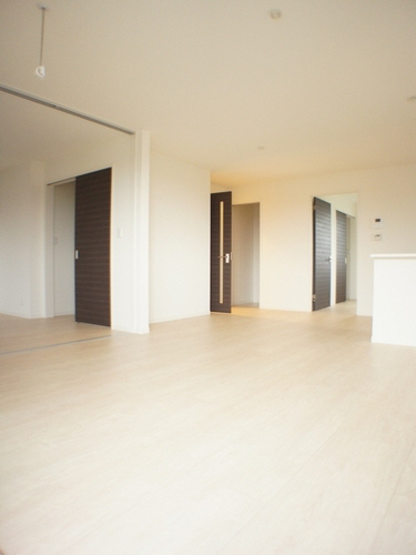 ヴィヴァーチェⅢ 202号-6