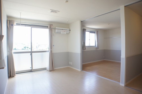 カーサ・デ・アニマレス　Ａ 201号-2