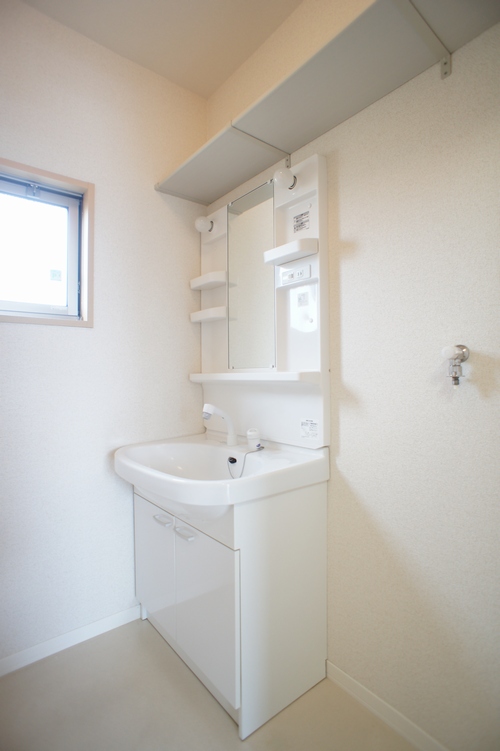 コアロード 102号-8