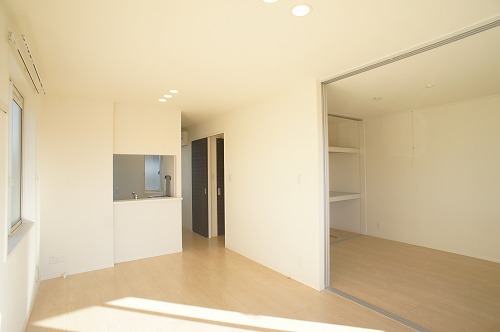 シャーメゾン赤坂　Ｂ 102号-3