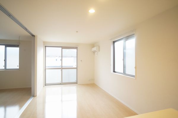 メゾン　アルディＣ 202号-3