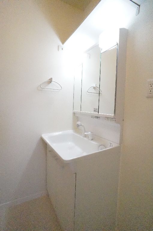 クレインヒルズⅡ 301号-9