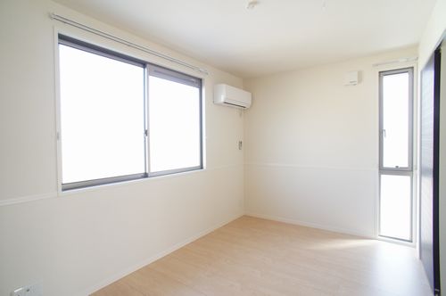 ラフィーネⅠ・Ⅱ II号-7