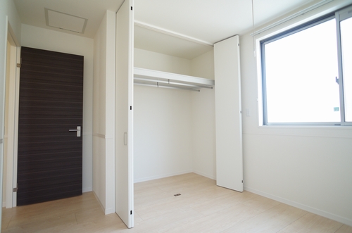 Ｓａｉｓｏｎ　Ｇａｒｄｅｎｓ　Ｃ 101号-9