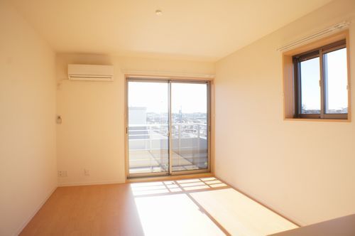 アヴァンセ・ア・グランD 305号-6