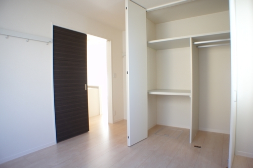 メゾン　サンフラワーＥ棟 102号-8