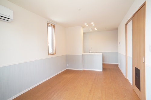 メゾン　ド　コリーヌ 105号-2