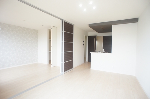 アンビシア伍番館 202号-3