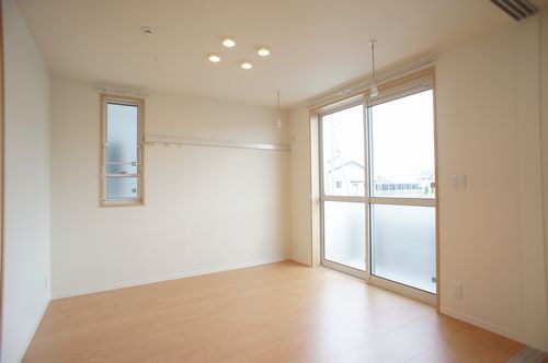 グランド・エミール　Ⅵ 101号-7