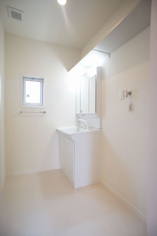 グランド・エミール　Ⅶ 203号-8