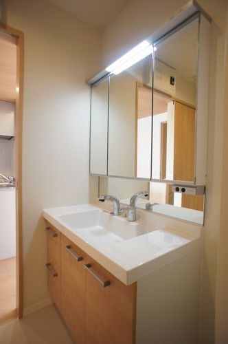 ヴィラーチェ　Ｑ 202号-8