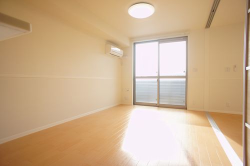 メゾン・ド・クローバー 103号-6