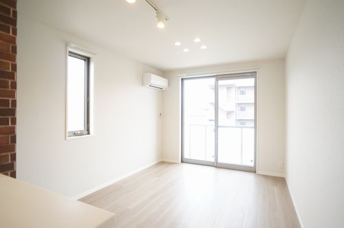 Ｓｐａｒｒｏｗ　ｆｏｒｅｓｔ 201号-3