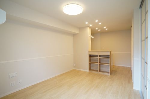 プレジール西原 102号-3