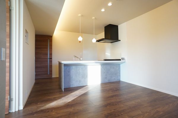 ＢＥＴＯＮ　ＡＪＵＲＥ　せせらぎ 203号-2