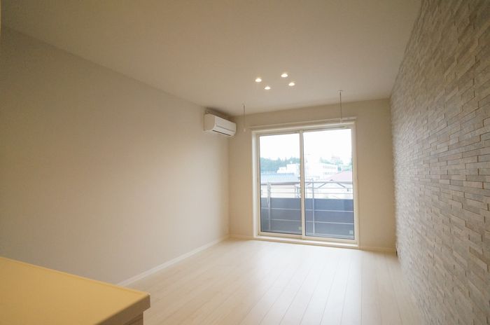 シャーメゾン　プリーモ 302号-3