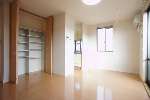 シェリールＡ 102号-3