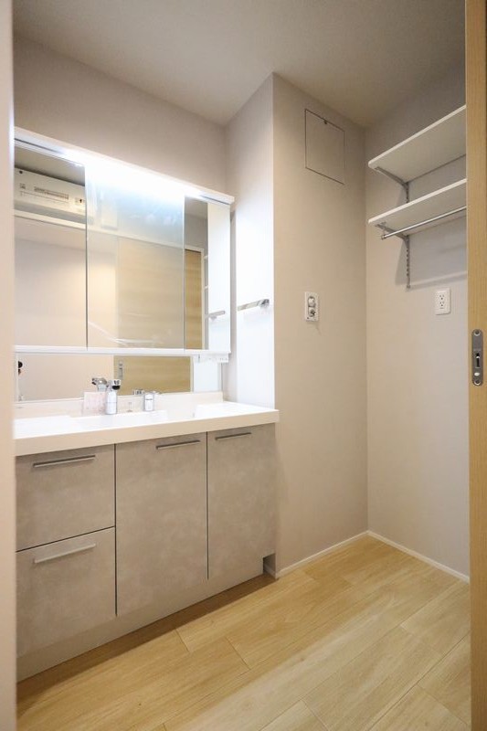 ザ　グランド　自治医大 205号-5